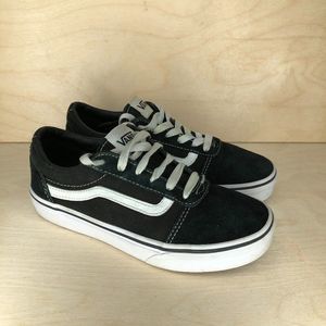 Vans Old Skool Black & White Skate Shoes Sz 2.5